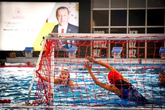Balıkesir'de U14-U20 Kadınlar Sutopu Şampiyonası
