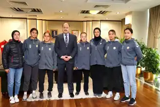 Gülpınar, Güneşin Çocukları'na Destek Verdi
