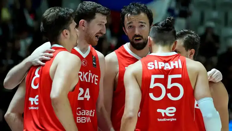 A Milli Erkek Basketbol Takımı'nda İtalya ve İzlanda Maçları İçin Aday Kadrosu