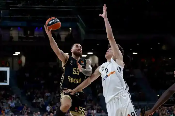 EuroLeague'de Türk Takımları Mağlup Oldu