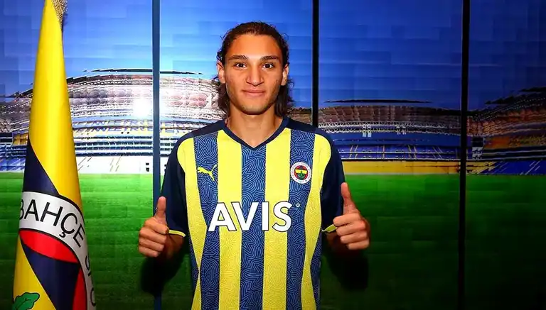 Fenerbahçe, Emir Ortakaya ile Yollarını Ayırdı