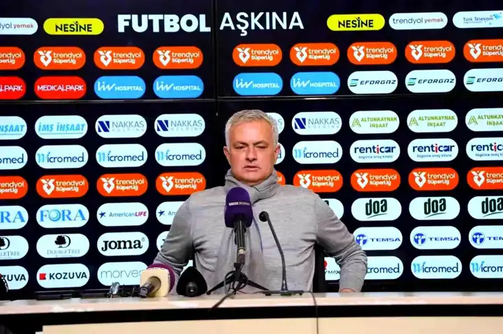 Mourinho: Fenerbahçe 3 Puanı Haketti!