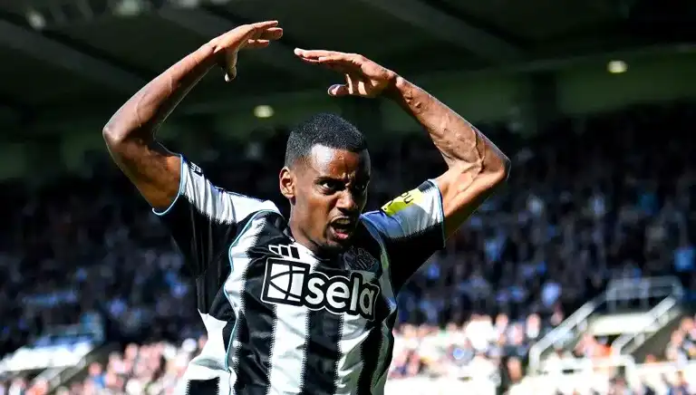 Al Hilal, Osimhen'den Sonra Isak'ı Hedefledi!